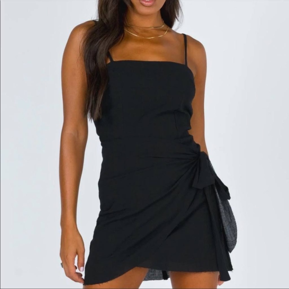 VICI Wrap Mini Dress Medium
